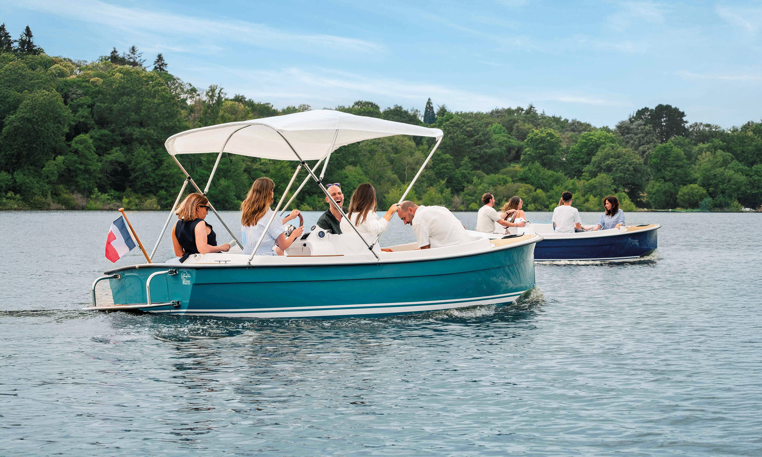 Location de bateaux électriques sans permis au lac de Lavalette